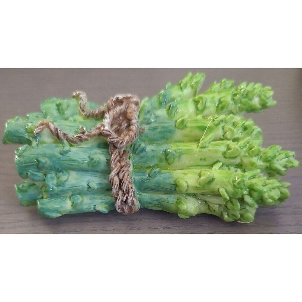 Vintage Asparagus Bundle Refrigerator Magnet - SEE DESCRIPTION - Picture 4 of 6